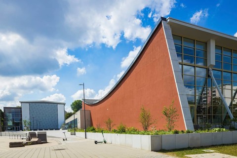 Swimming and diving hall Freiberger Platz