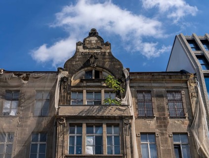 Zum Hufeisen, old still standing ruin of the Tacheles, Oranienburger Strasse, Mitte, Berlin,