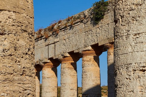 Evening light, Doric temple, detail, columns, chapter, entablature, Segesta, Ancient site,