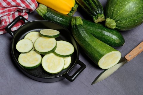 Various courgettes (Cucurbita pepo), courgette convar. giromontiina