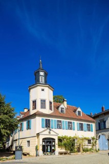 The Friedrich Aust winery is located in Radebeul in Oberlössnitz, at the foot of the prestigious