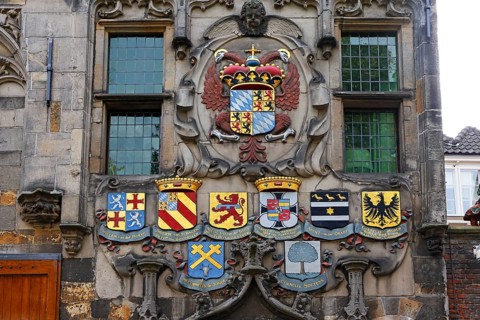 Historic city centre of Delft, Gemeenlandshuis van Delfland, magnificent portal with coat of arms,