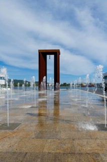 25 de April monument and water games, Freedom Square, Viana do Castelo, Minho, Portugal, Europe