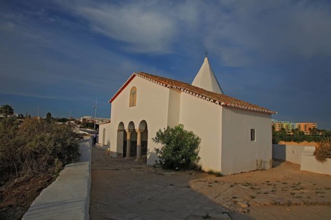 Chapel of Senhora da Rocha, Lady of the Rock, near Lagoa Carvoeiro, Algarve, Portugal, Europe