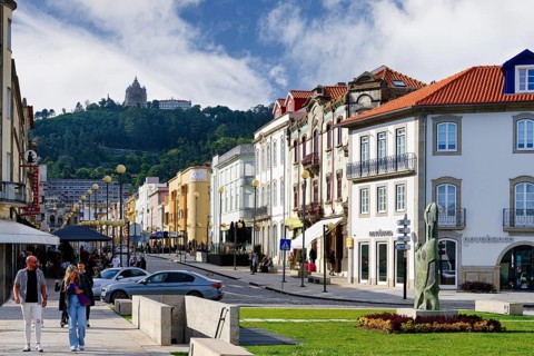 Main street and view to the Basilica Santa Lucia, Viana do Castelo, Minho, Portugal, Europe