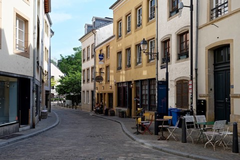 Quiet old town alleyway with historic buildings, Rue Munster, Grund, Luxembourg City, Luxembourg,