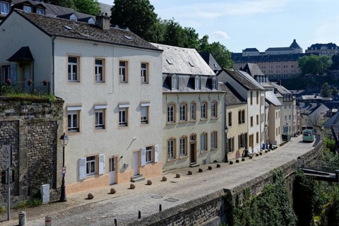 Quiet street with historic buildings, Rue de Treves, Grund, Luxembourg City, Luxembourg,