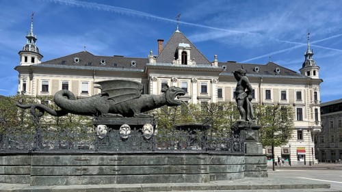 Lindwurmbrunnen, Neuer Platz, Klagenfurt, Carinthia, Austria, Europe
