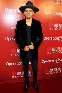 Evan Ross at the 2016 Operation Smile's Annual Smile Gala held at the Beverly Wilshire Hotel in