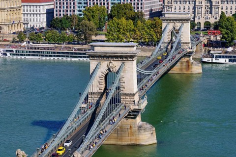Aerial view of Széchenyi Chain Bridge across the River Danube connecting Buda and Pest, Budapest,