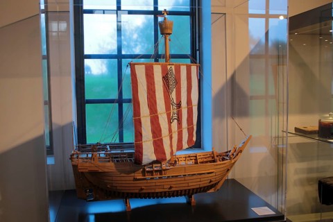 A model of the famous Bremen cog from 1380