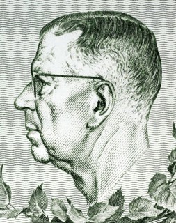 Gustaf VI Adolf of Sweden (1882-1973) on 10 Kronor 1980 Banknote from Sweden. King of Sweden during