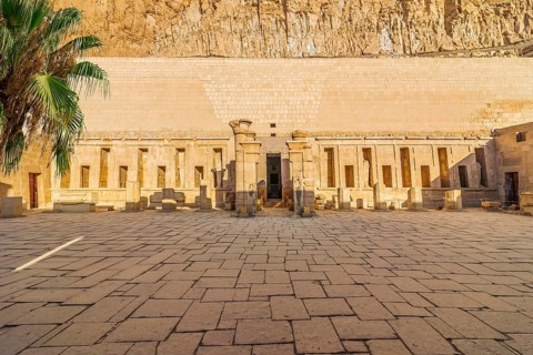 Hall with statues and columns in Hatshepsut temple, Egypt, Africa