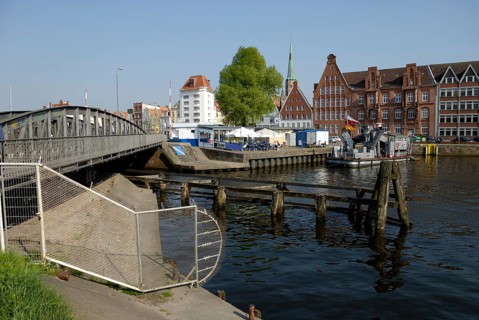 Pivot bridge, Lübeck, Schleswig-Holstein, Germany, Europe