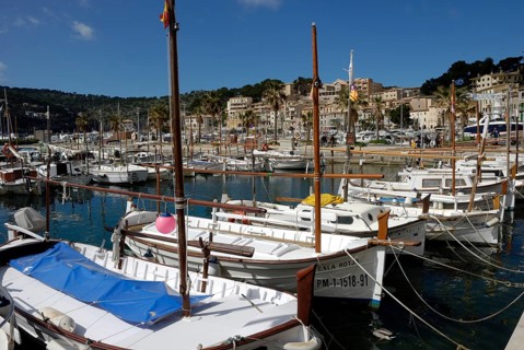 Boats in the harbour of Port de Soller, Majorca, Spain, Europe