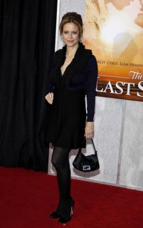Kelly Preston at the Los Angeles premiere of 'The Last Song' held at the ArcLight Cinemas in