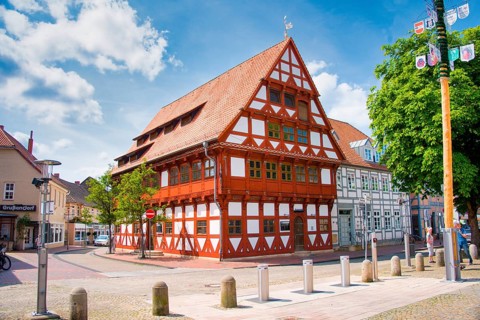Ratsweinkeller, also known as the Old Town Hall, is a historic half-timbered house in Gifhorn,
