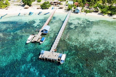 Jetty of Sauwandarek Village, Raja Ampat, West Papua, Indonesia, Asia