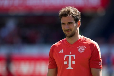 Leon GORETZKA FC Bayern Munich smiling in front of the game
