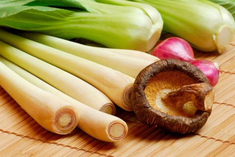 Asian cuisine, pak choi, lemongrass, red onion and shitake mushroom, shiitake mushroom, shitake,