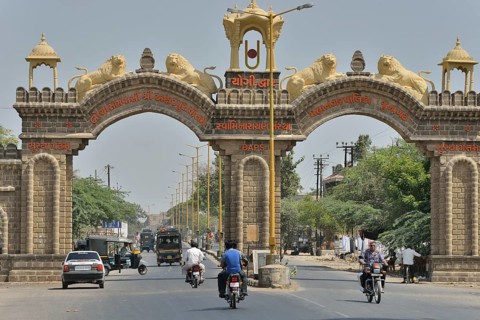 City gate with a representation of lions, Junagadh, Gujarat, India, Asia
