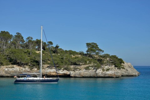 Sailboat in the bay of Cala Mondragó, Majorca, Balearic Islands, Spain, Europe