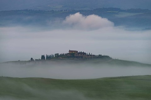 Landscape at sunrise around Volterra, province of Pisa, Tuscany, Italy, Europe