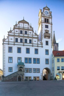Oschatz, The town hall with its magnificent Renaissance gable, rebuilt in 1842 after the great town