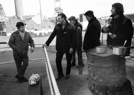 The Strike Action of the Miners' Strike and Their Everyday Life from 11-15 February 1974 in