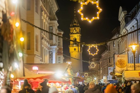 Known today as the Bautzen Wenzelsmarkt, Upper Sorbian Budyske Wjaclawske wiki, the Bautzen