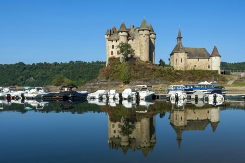 Lanobre. The 13th century Chateau de Val, which has been modified several times, is the property of