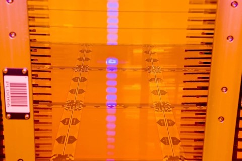 Plastic Logic, e-paper display, production in Dresden