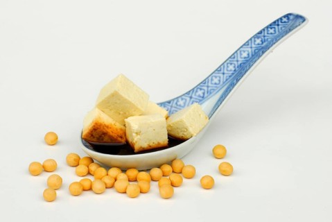 Tofu cubes with sauce on spoon, curd, bean curd, sauce, sauce, Sojabean