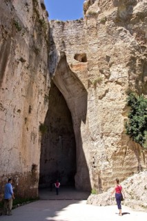IT sicily syiracusa Sylvio Dittrich Fee-based photo! Contact T.:01772156417 Ear of Dionysius,