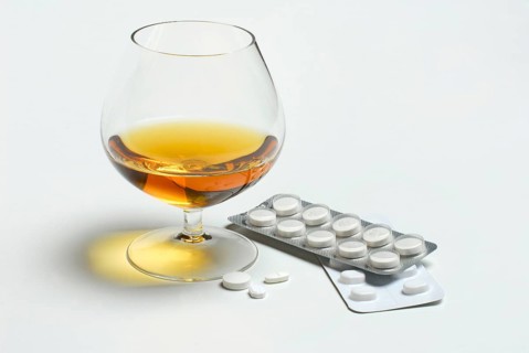 Alcohol and tablets, abuse, pills, tablet abuse