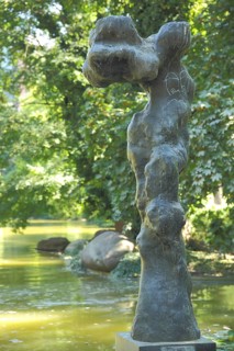 Sculpture Caryatid by Fehrenbach Gerson 1984, modern, abstract, art, Bockenheimer, plant, city
