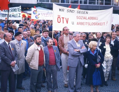 Siegen on 10 October 1985, Luwigsahafen on 14 December 1985, Dortmund on 11 December 1985 and 19