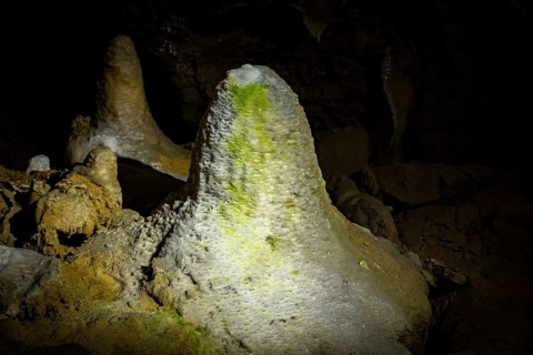 Dragon Cave Syrau