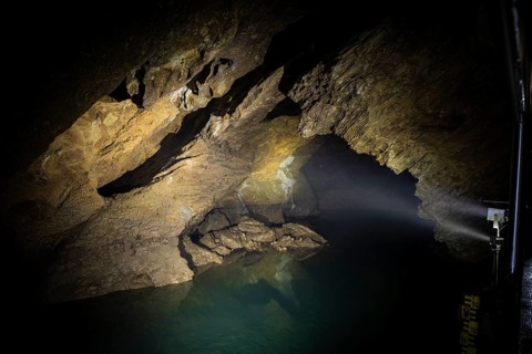 Dragon Cave Syrau