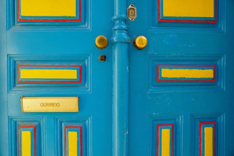 Colourful front door with letterbox, Alfama quarter, Lisbon, Portugal, Europe