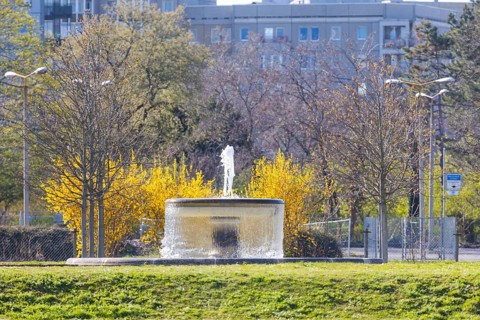 Bürgerwiese and Blüherpark, the courtyard fountain was rebuilt in 2008 according to historical