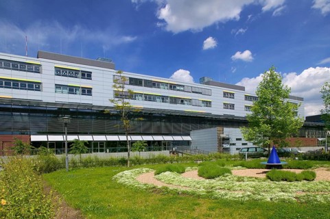House 21 Gynaecological Clinic, Paediatric and Adolescent Clinic