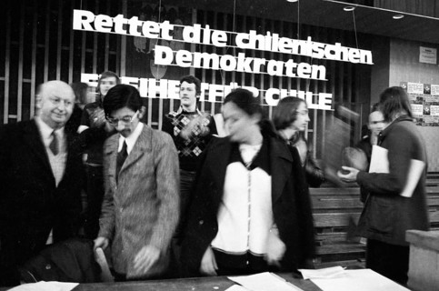 With a solidarity event and demonstration at the University of Cologne on 25.1.1974, students,
