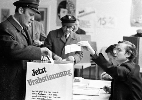 The Public Services Transport and Traffic Union (ÖTV) held a ballot to determine the attitude of