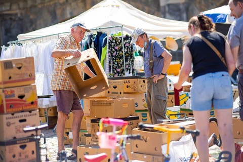Flea markets may be held again on the banks of the Elbe in Johannstadt. However, some corona