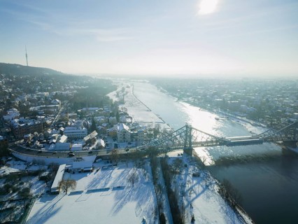 Elbe bridge Blaues Wunder between Blasewitz and Loschwitz