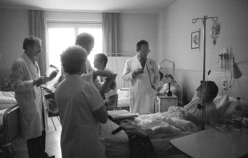 Everyday life at the General Hospital in October 1981, Germany, Europe