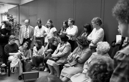 In front of and in the regional labour court, 29 woman and their relatives fought for equal pay in