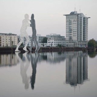 Molecule Man, monumental artwork in the Spree with the Twin Towers Treptow, artist Jonathan