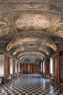 Ceiling fresco in The Golden Gallery, Villa del Principe, Palazzo di Andrea Doria, Piazza dei